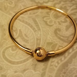 Pandora Rose bangle